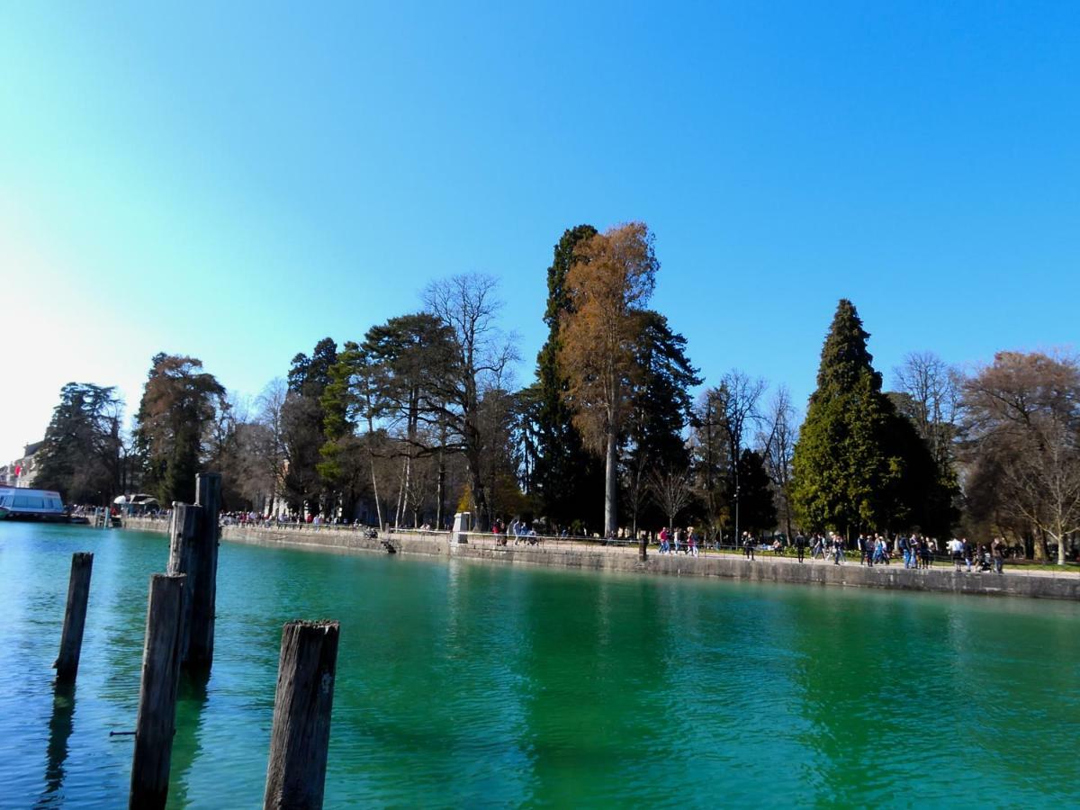 Le Lyrique Daire Annecy Dış mekan fotoğraf